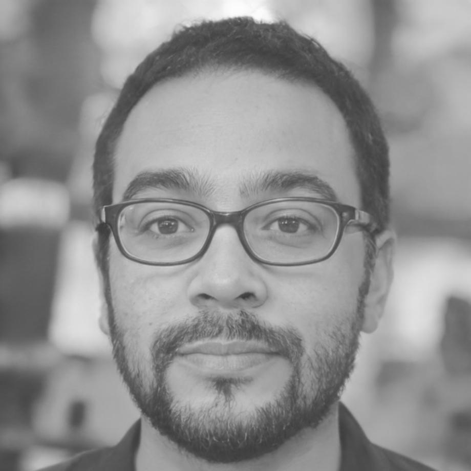 Instructor Callum Fitzwilliam teaching budget approval concepts